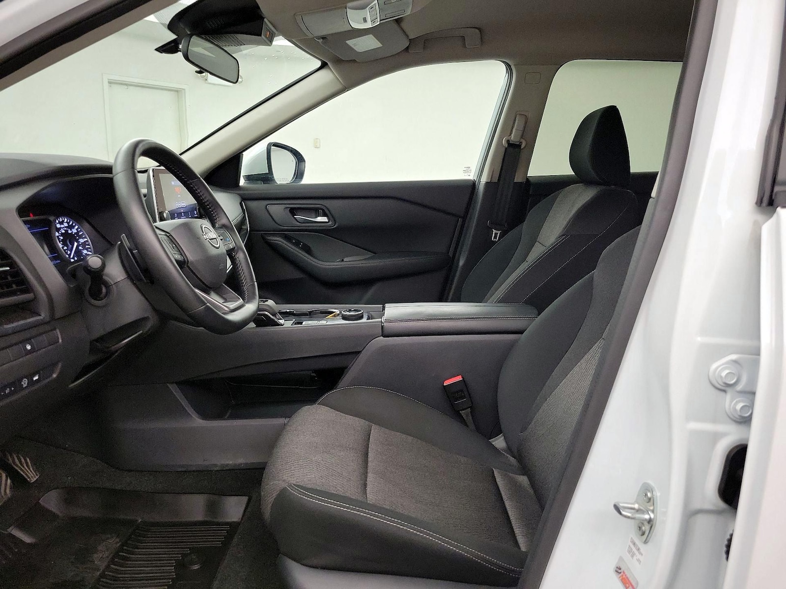 Power Seat(s) & Side Airbags