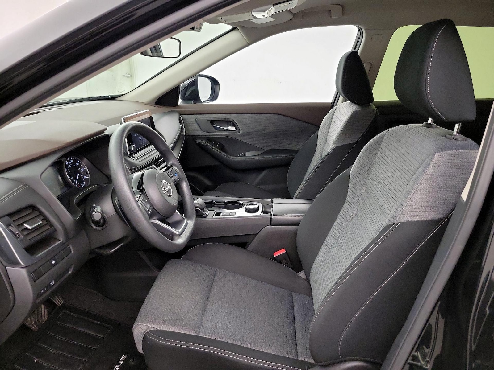 Power Seat(s) & Side Airbags