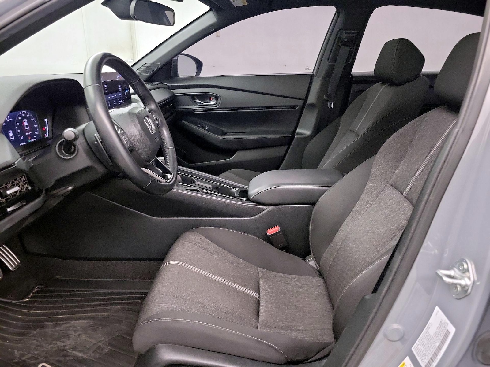 Power Seat(s) & Side Airbags