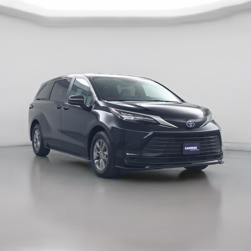 2025 Toyota Sienna LE