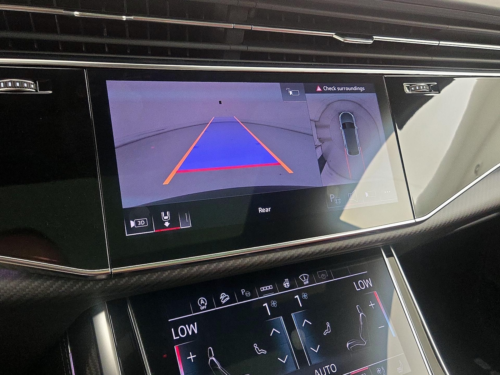 2026 Audi SQ8 Prestige - Photo 16