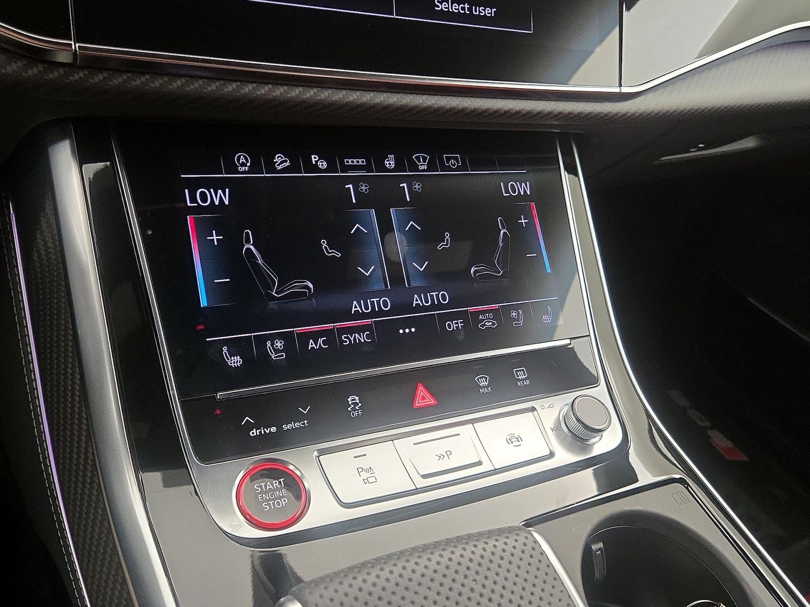 2026 Audi SQ8 Prestige - Photo 18