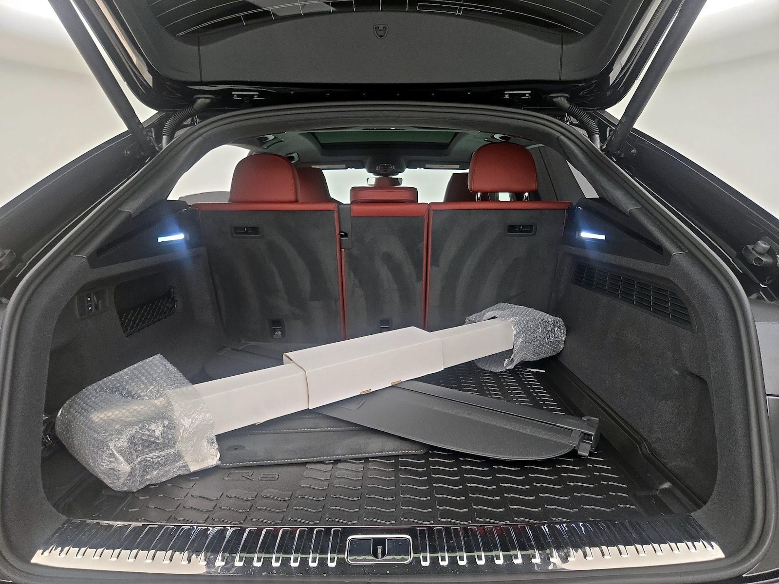 2026 Audi SQ8 Prestige - Photo 23