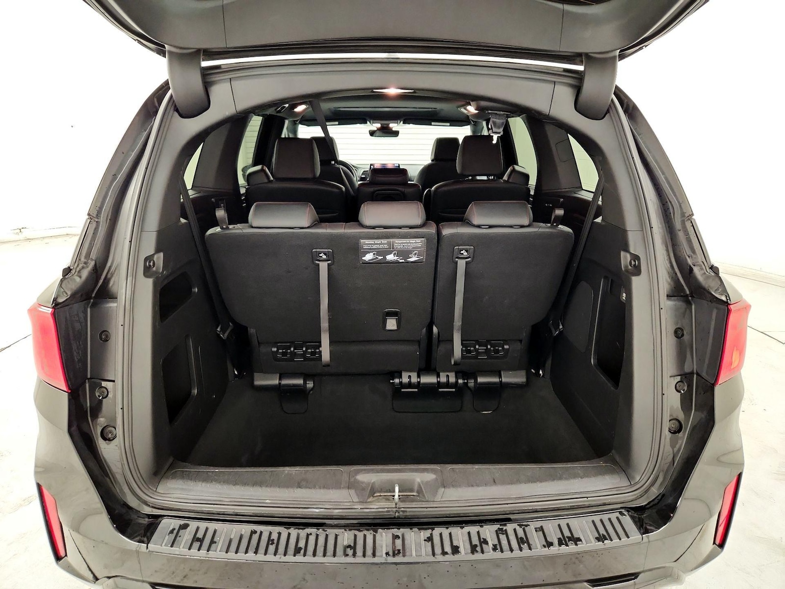 2025 Honda Odyssey Sport L - Photo 23