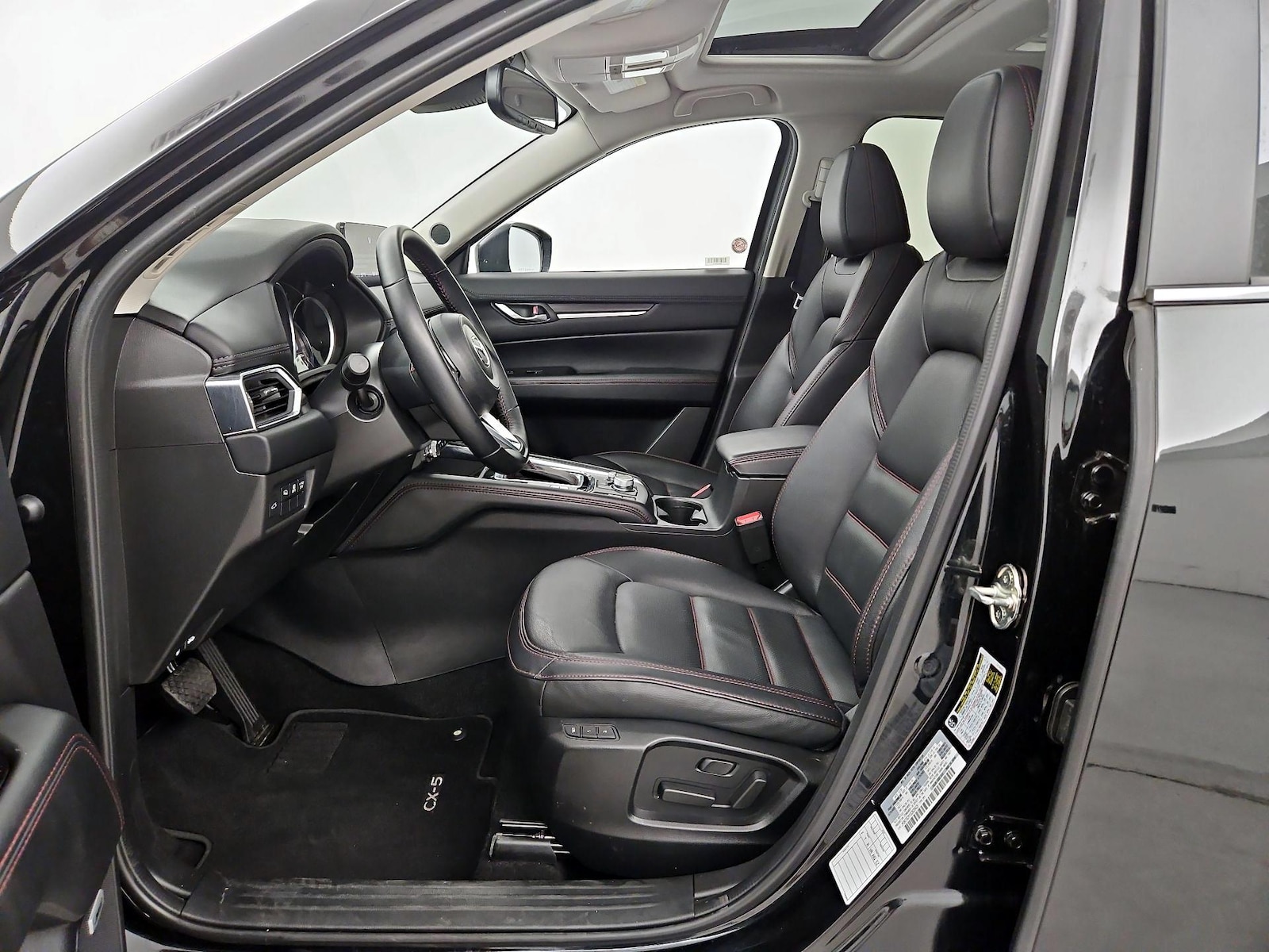 2025 Mazda CX-5 S Carbon Edition - Photo 12