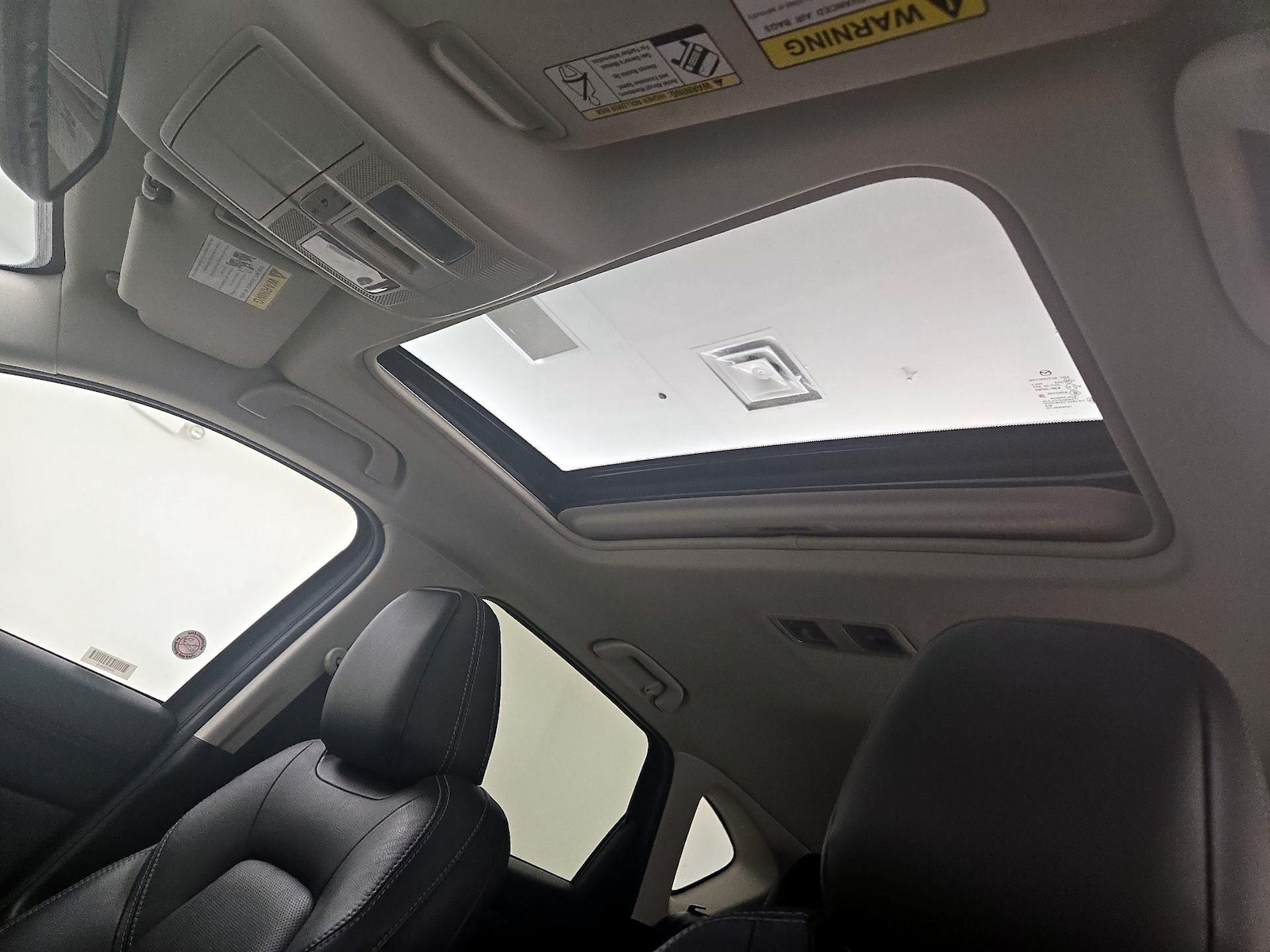 Sunroof(s) & Overhead Airbags