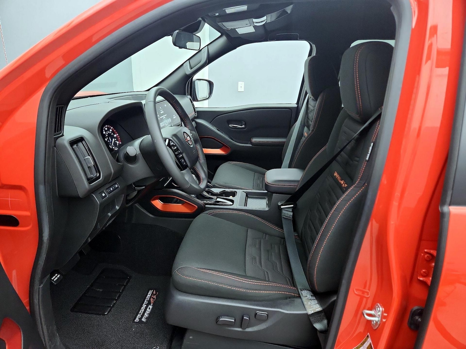 Power Seat(s) & Side Airbags