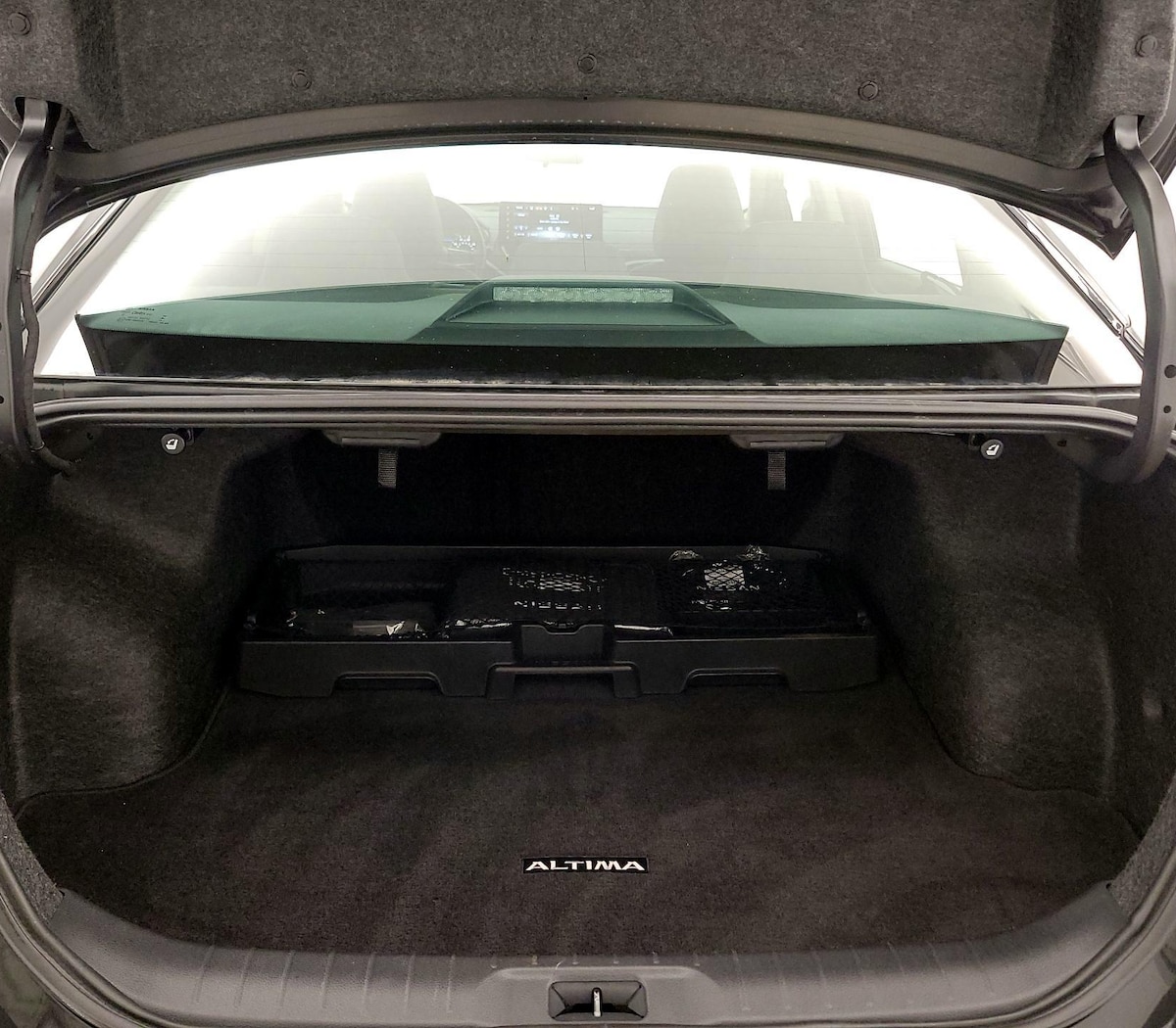 Trunk/Cargo (Seats Up)