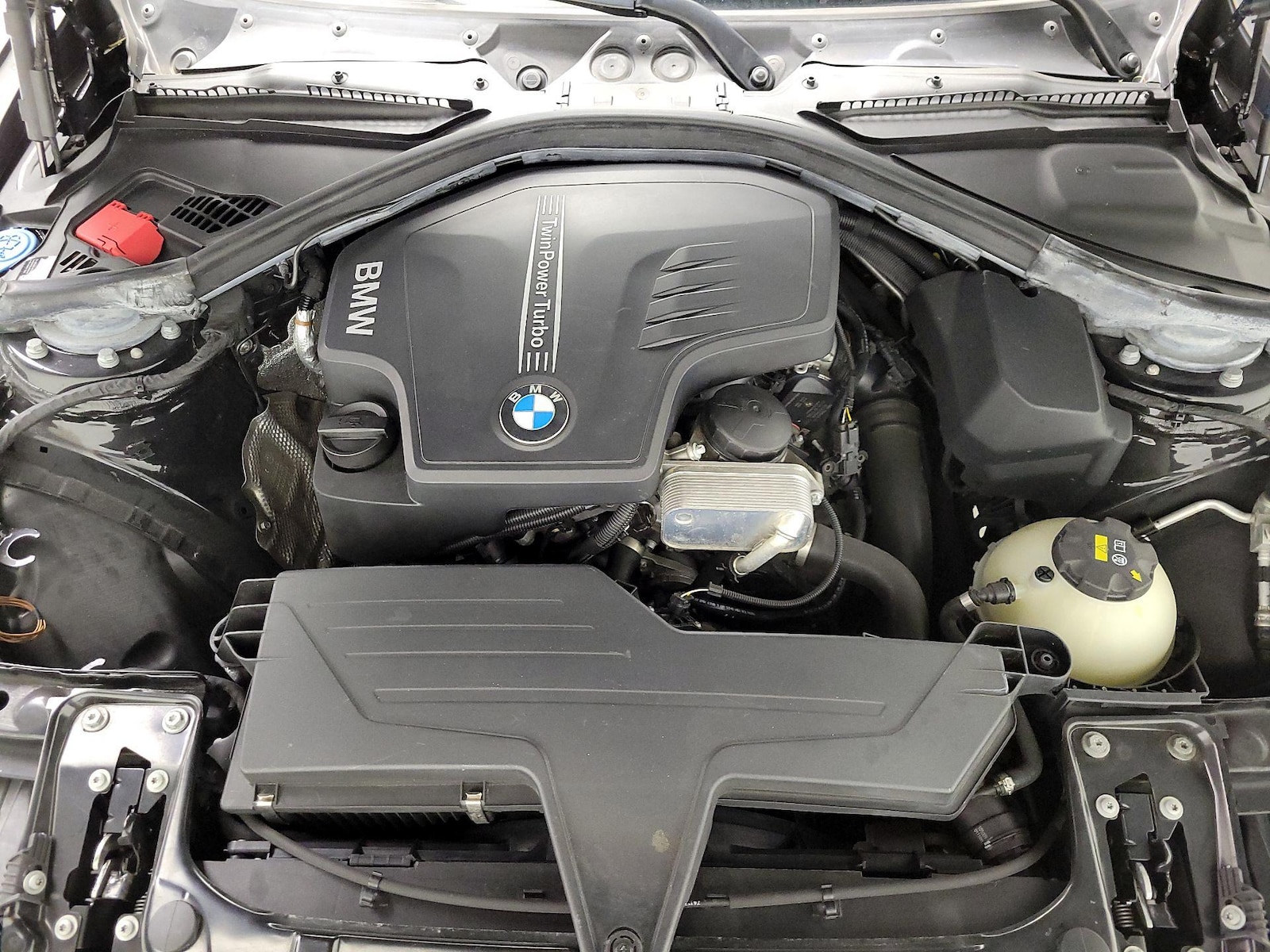 2018 BMW 3 Series 320i - Photo 22