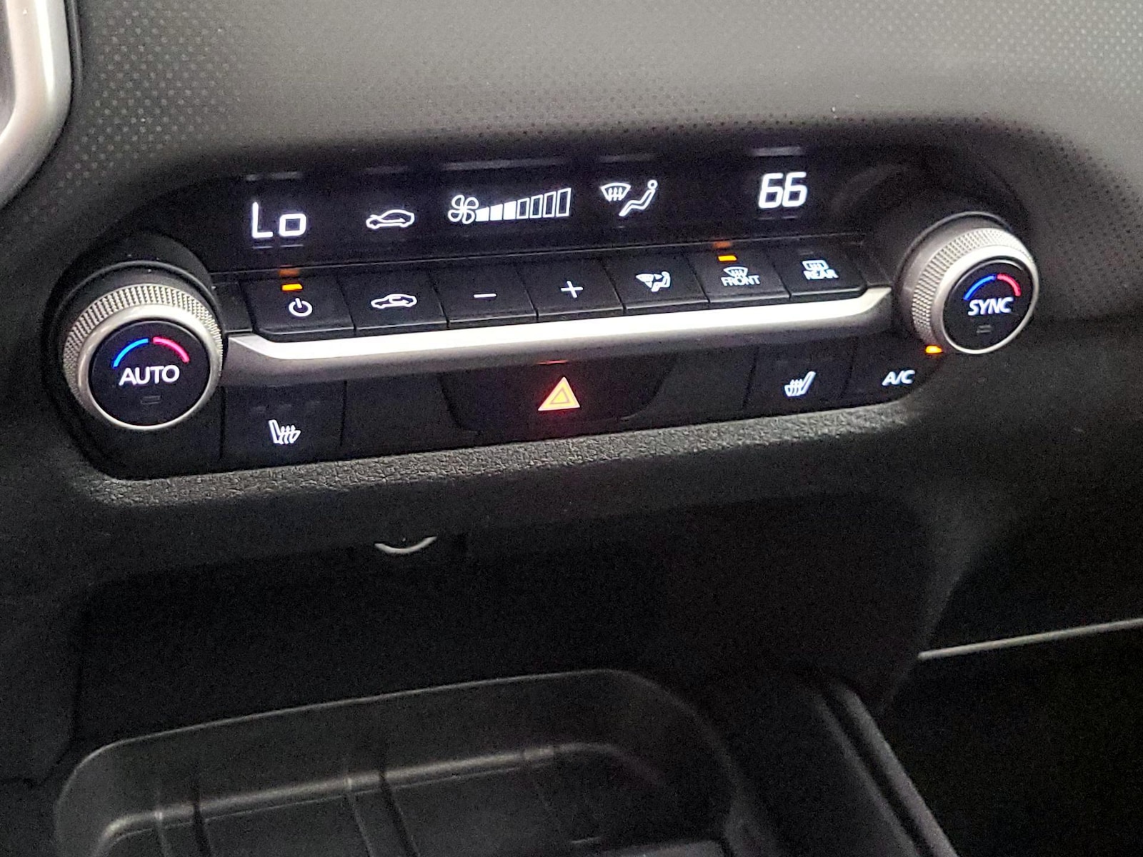 2024 Mazda CX-50 S PREMIUM - Photo 18