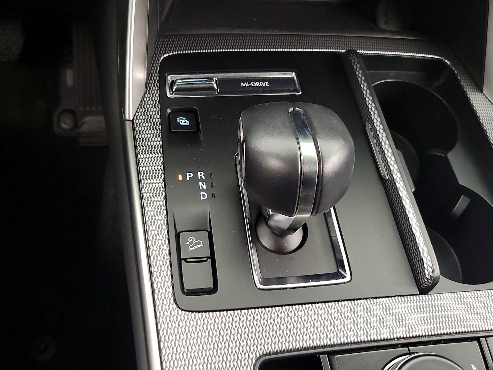 2024 Mazda CX-90 Preferred Package - Photo 18