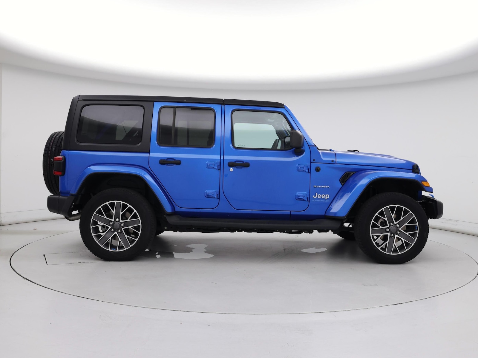 2023 Jeep Wrangler 4xe Sahara 4XE - Photo 8