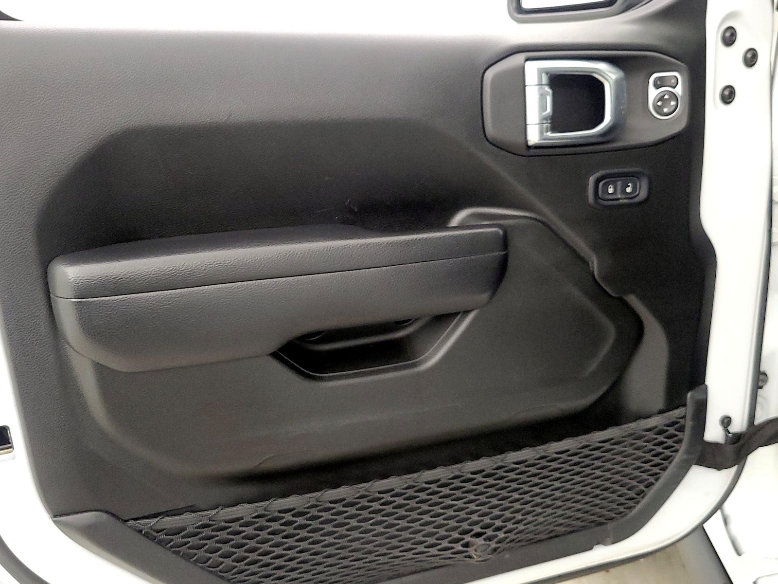 2025 Jeep Wrangler 4-Door Rubicon - Photo 13