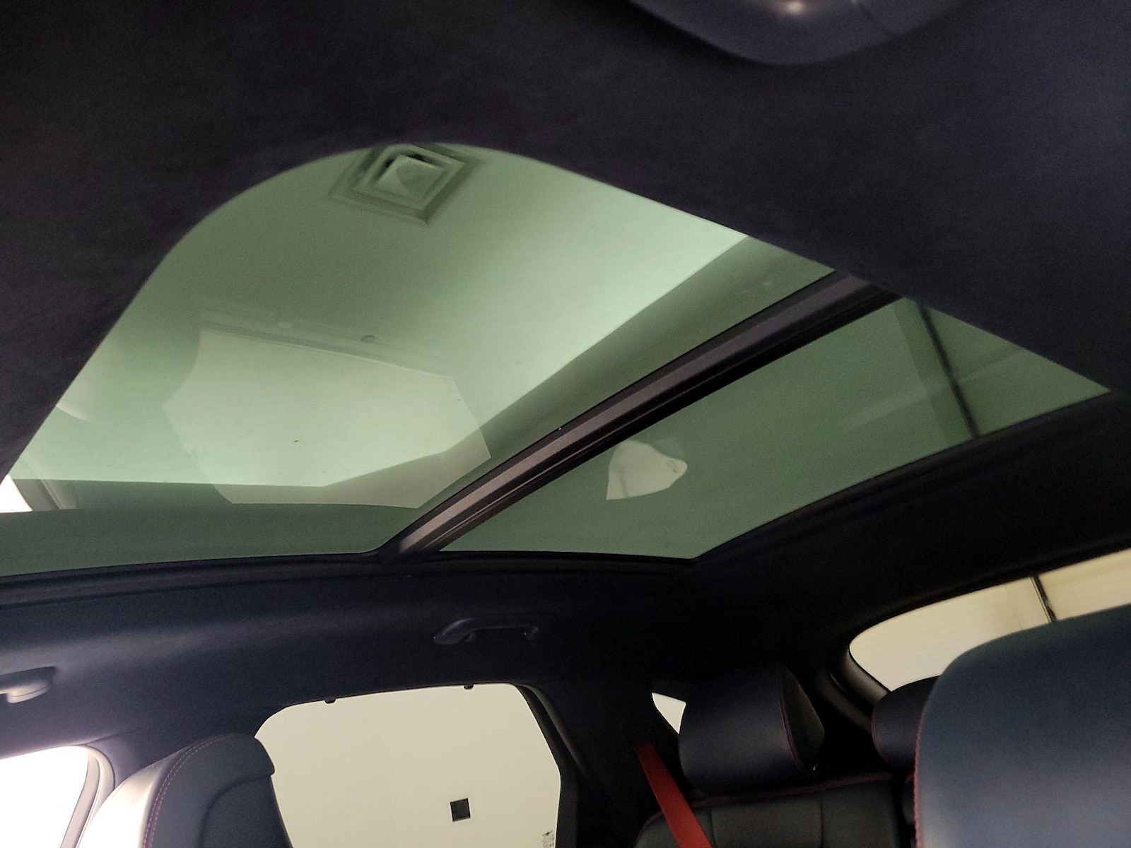 Panoramic Sunroof