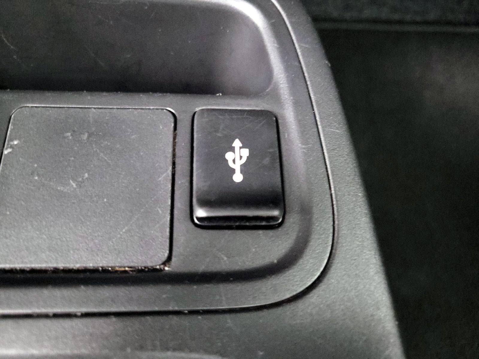 2024 Mitsubishi Mirage ES - Photo 19