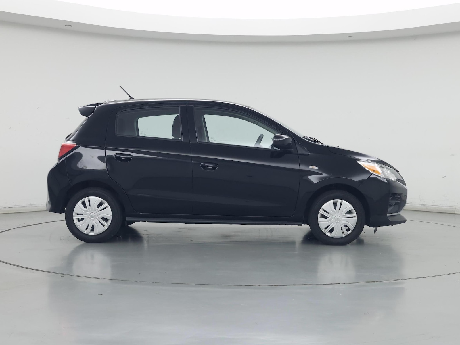 2024 Mitsubishi Mirage ES - Photo 8