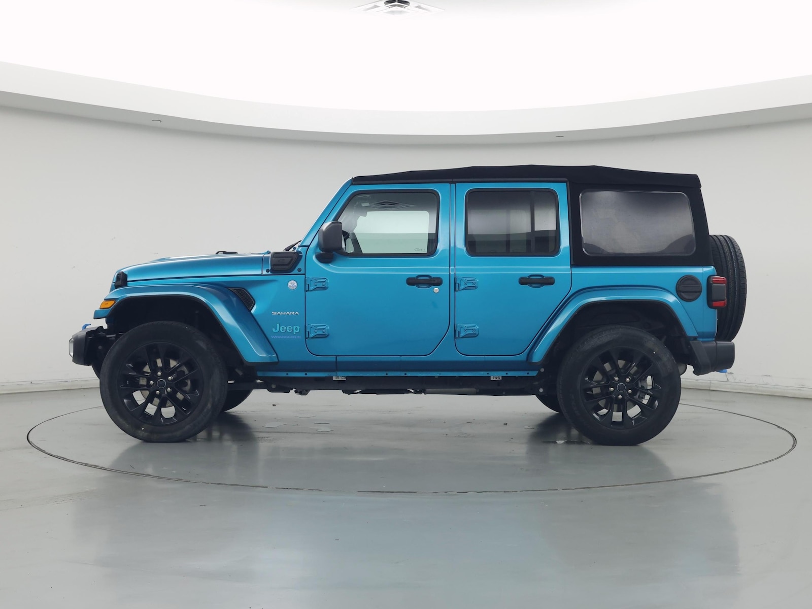 2024 Jeep Wrangler 4xe Sahara 4XE - Photo 4