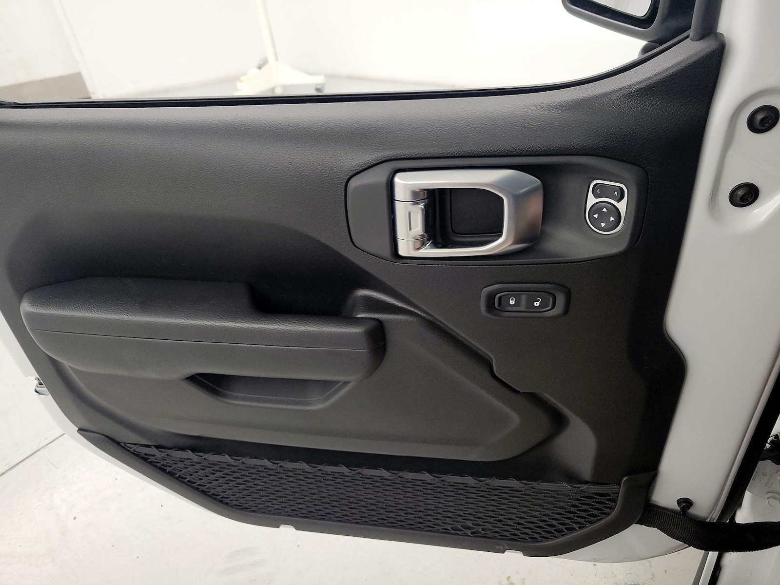 2026 Jeep Wrangler 4-Door Rubicon - Photo 13