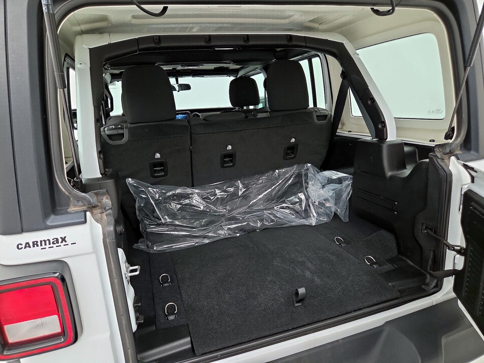 2022 Jeep Wrangler Unlimited Sport - Photo 21