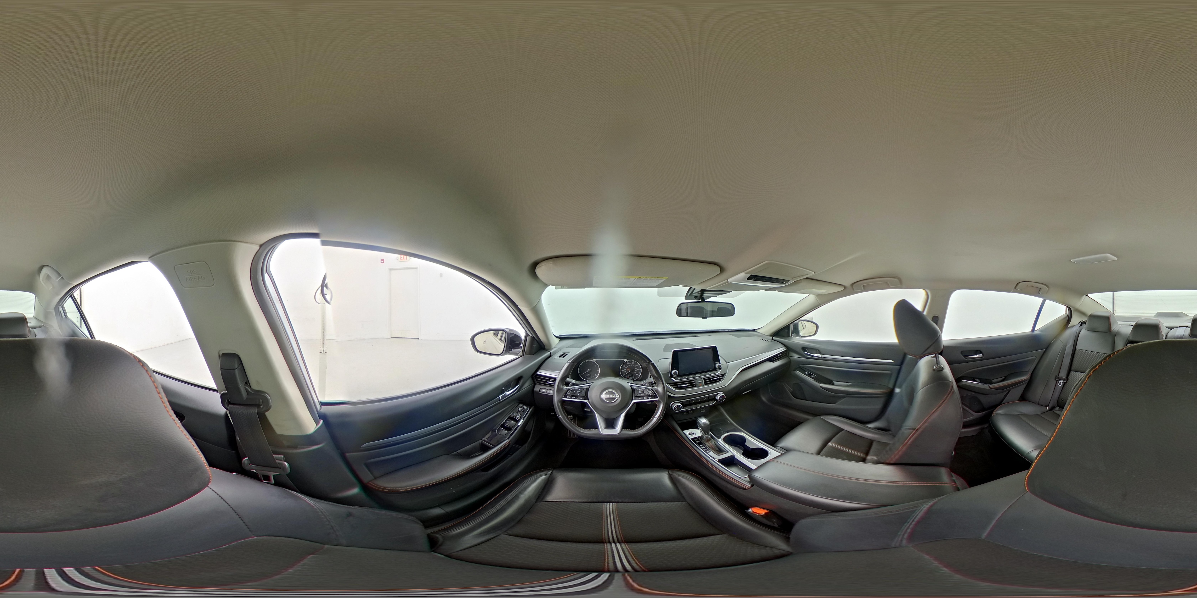 2024 Nissan Altima SR - Photo 17