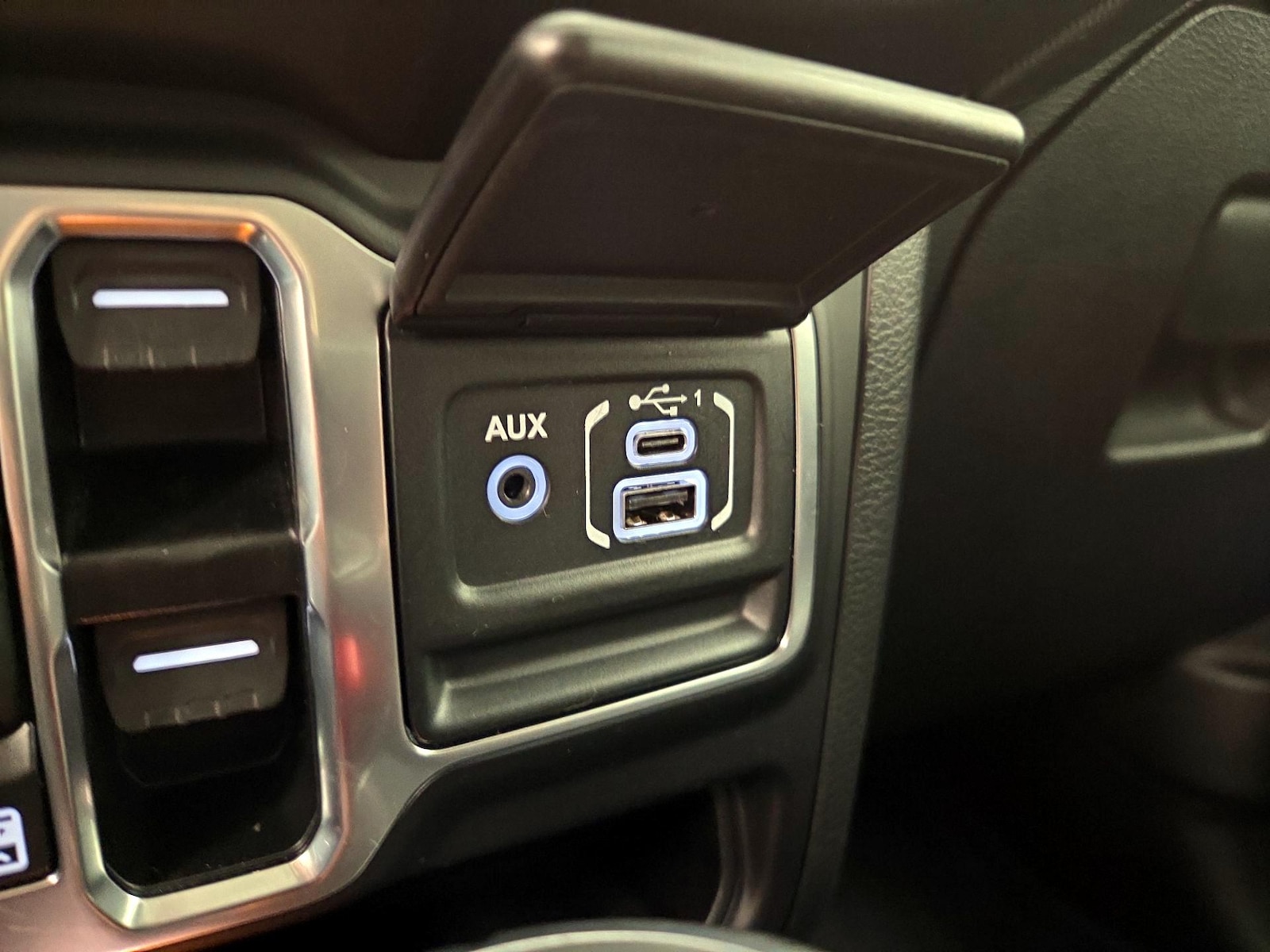 2023 Jeep Wrangler 4-Door Rubicon - Photo 20