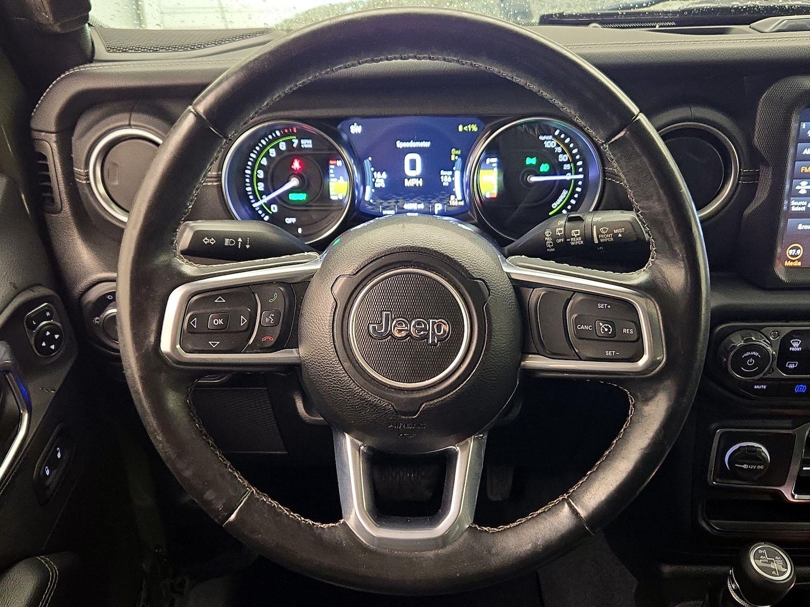 2022 Jeep Wrangler Unlimited Sahara 4XE - Photo 11