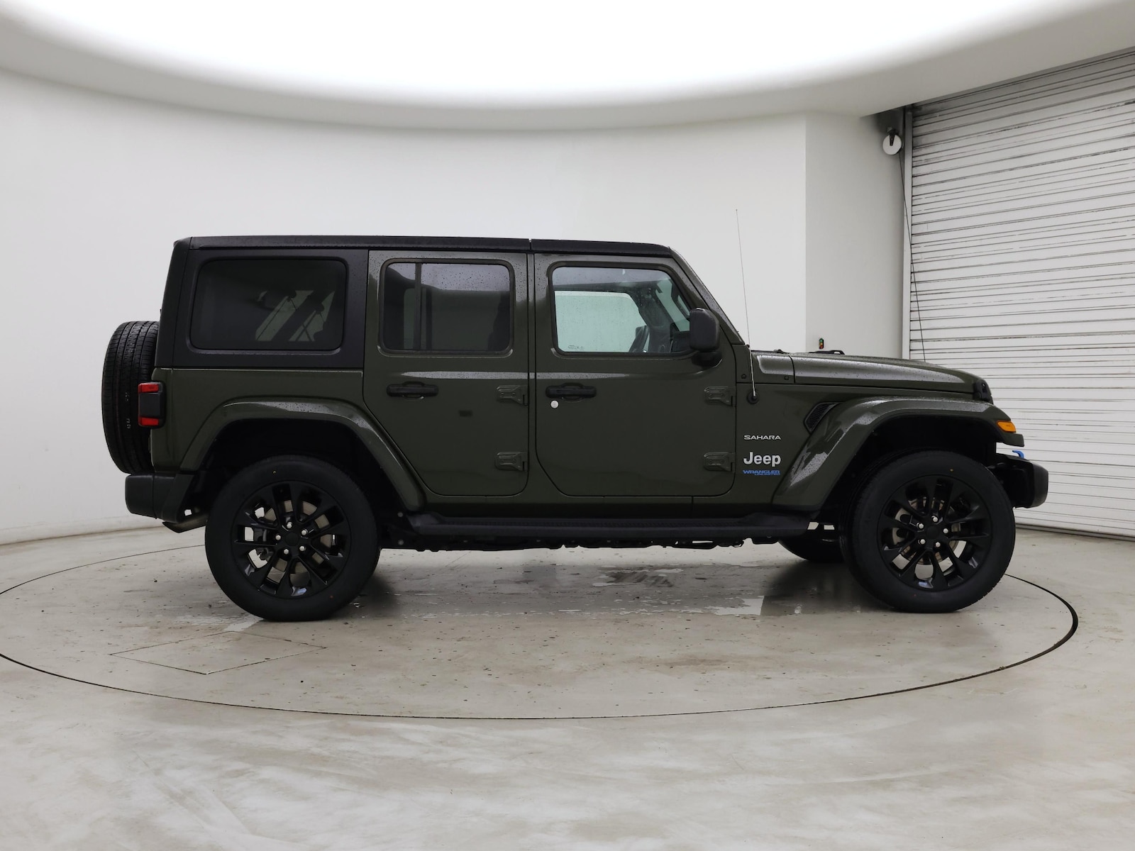 2022 Jeep Wrangler Unlimited Sahara 4XE - Photo 8