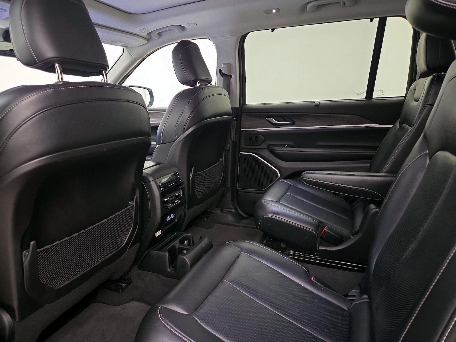 Rear Air Conditioning