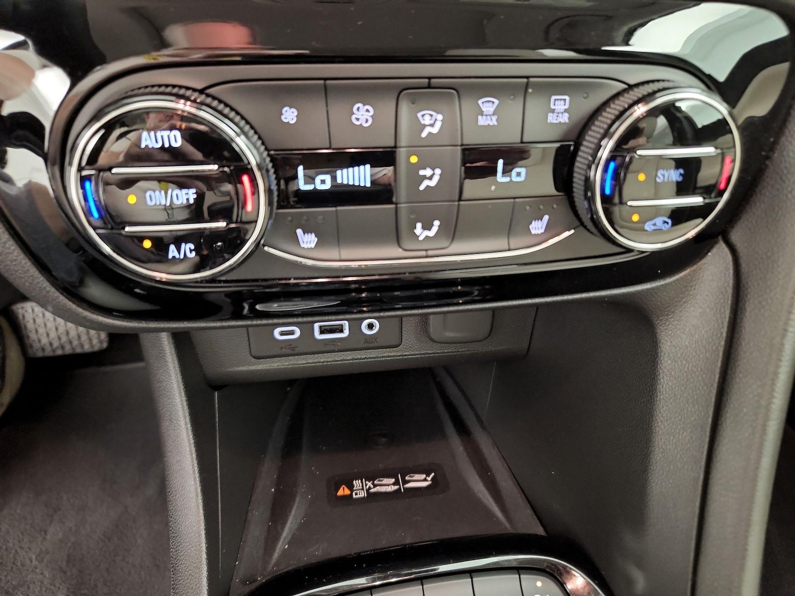 2021 Buick Encore GX Essence - Photo 18