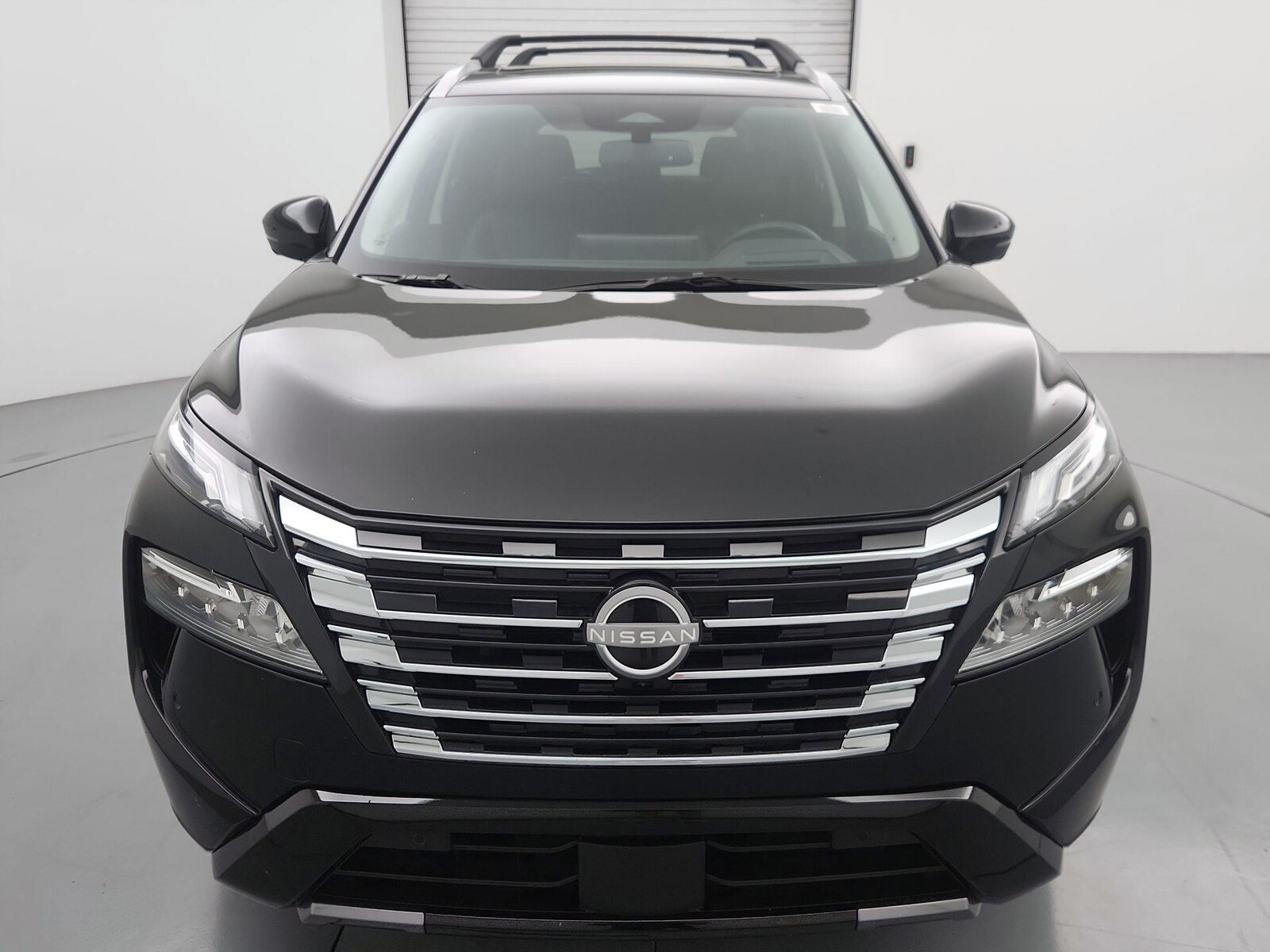 2026 Nissan Rogue Platinum - Photo 2
