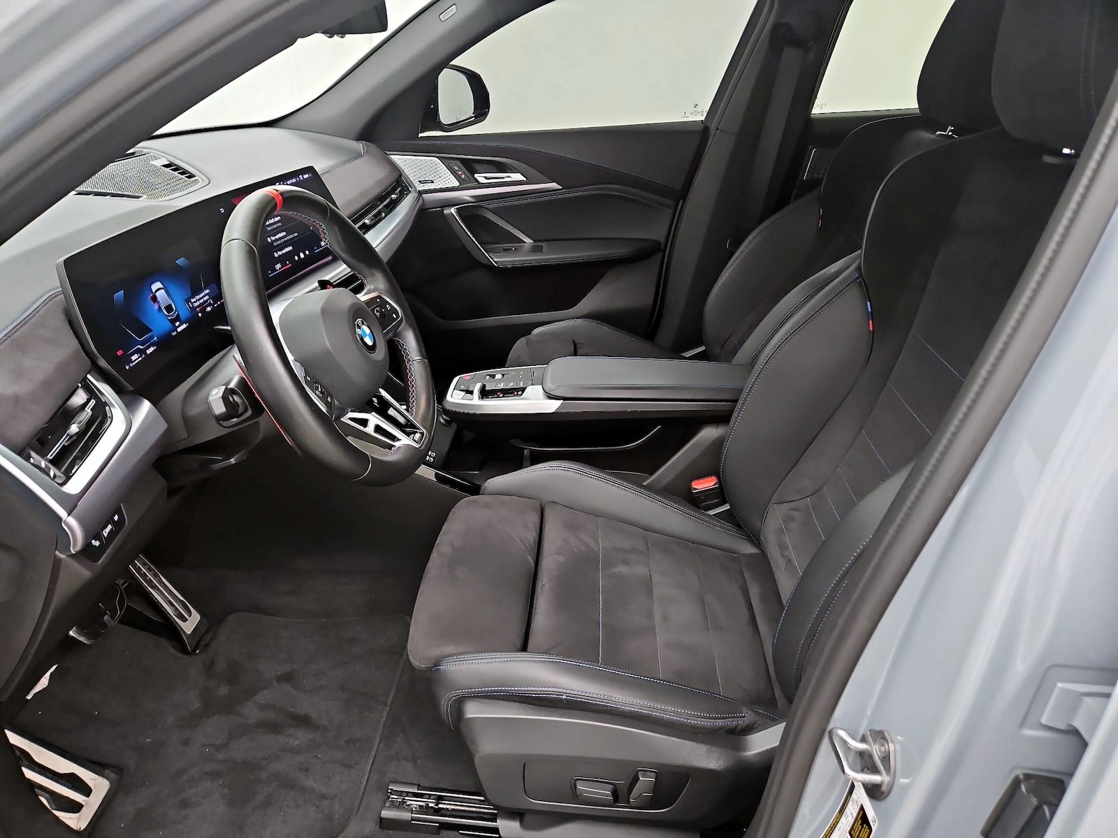 Power Seat(s) & Side Airbags