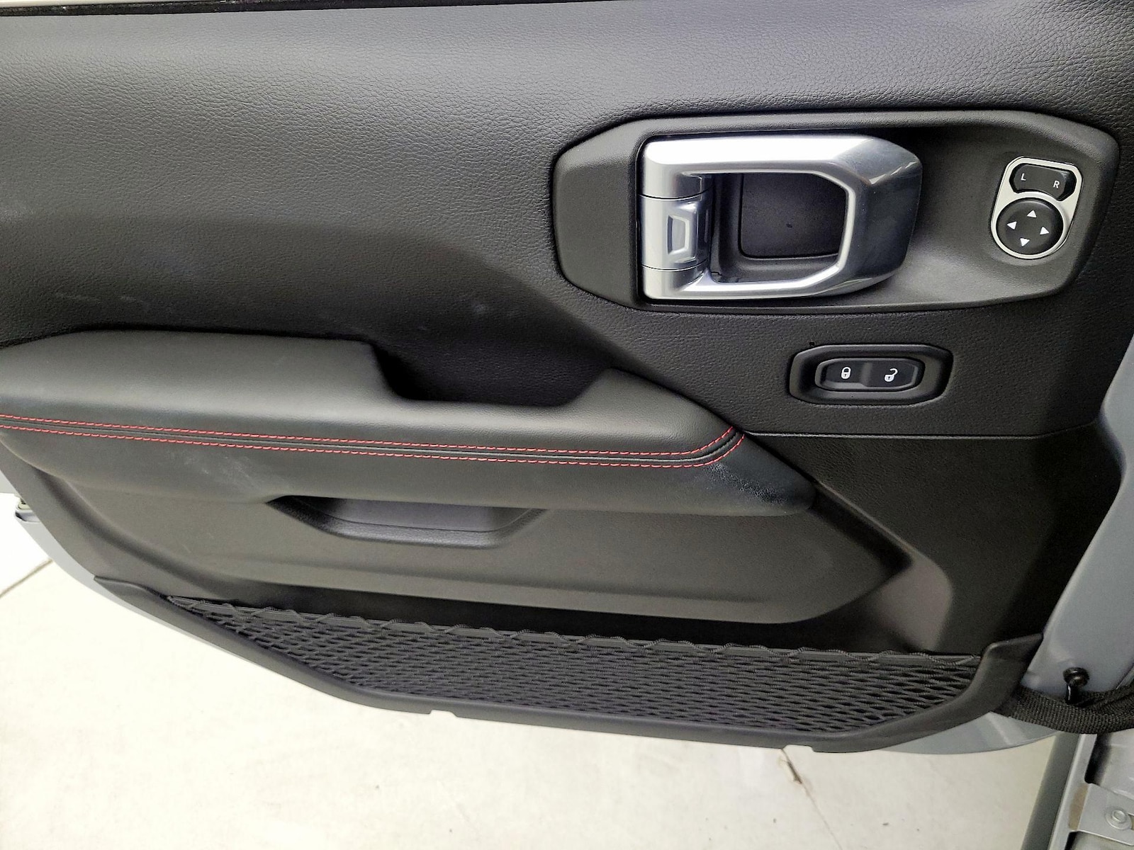 2024 Jeep Wrangler 4-Door Rubicon - Photo 13