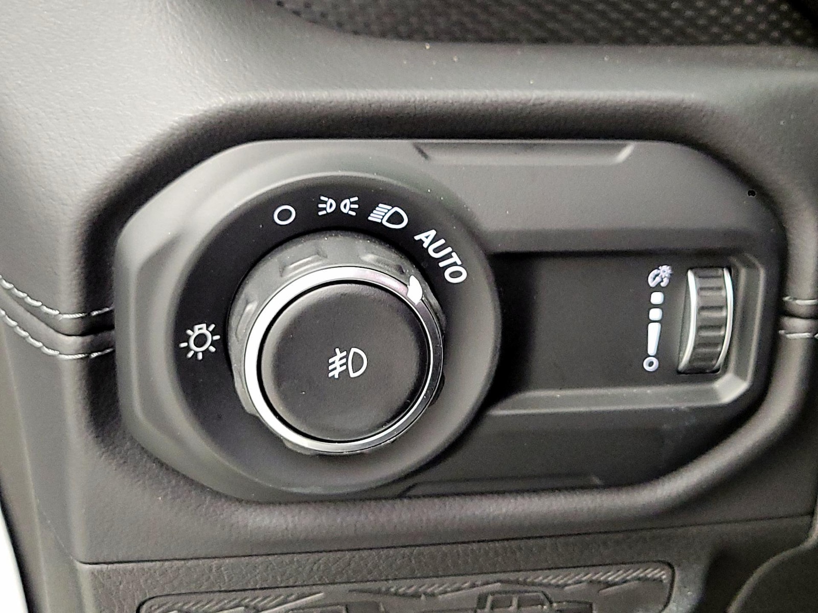 2024 Jeep Wrangler 4-Door Rubicon - Photo 14