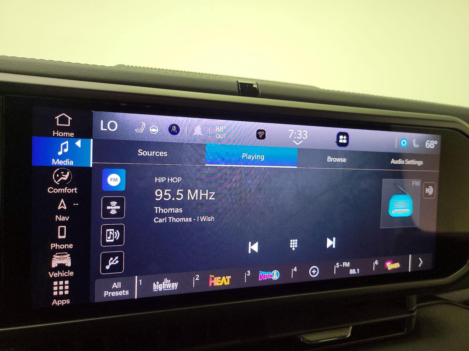 2024 Jeep Wrangler 4-Door Rubicon - Photo 17