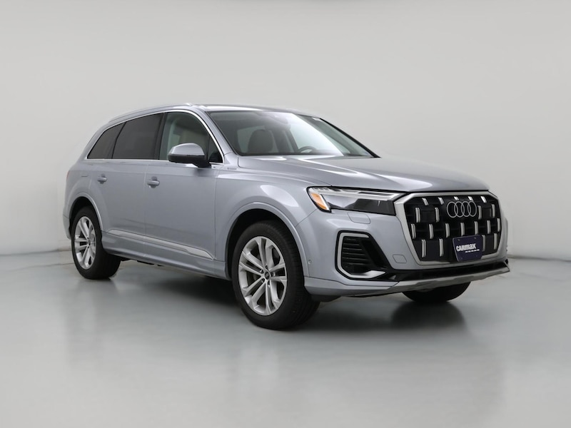 2025 Audi Q7 Premium Plus