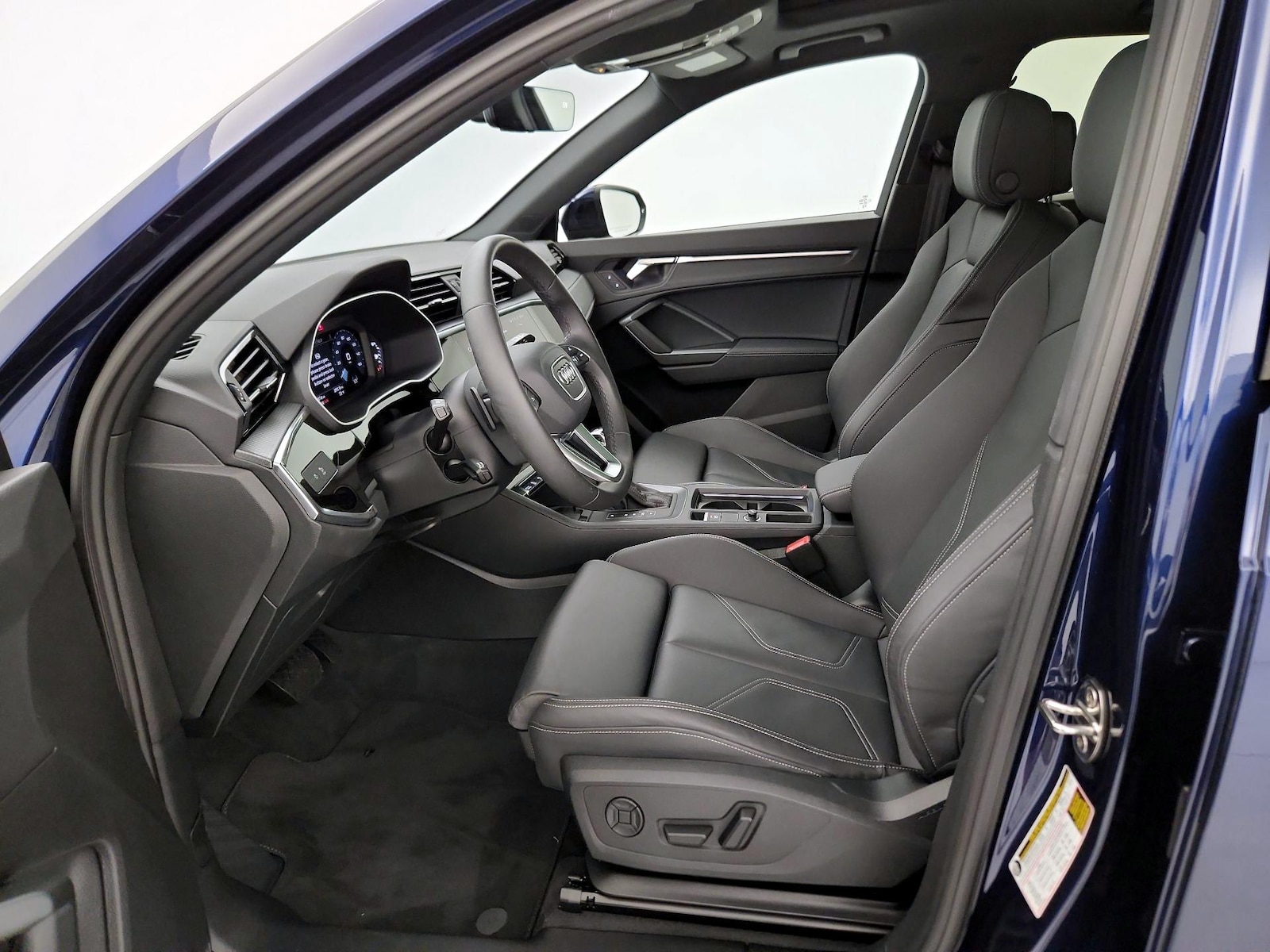 2025 Audi Q3 S Line Premium - Photo 12