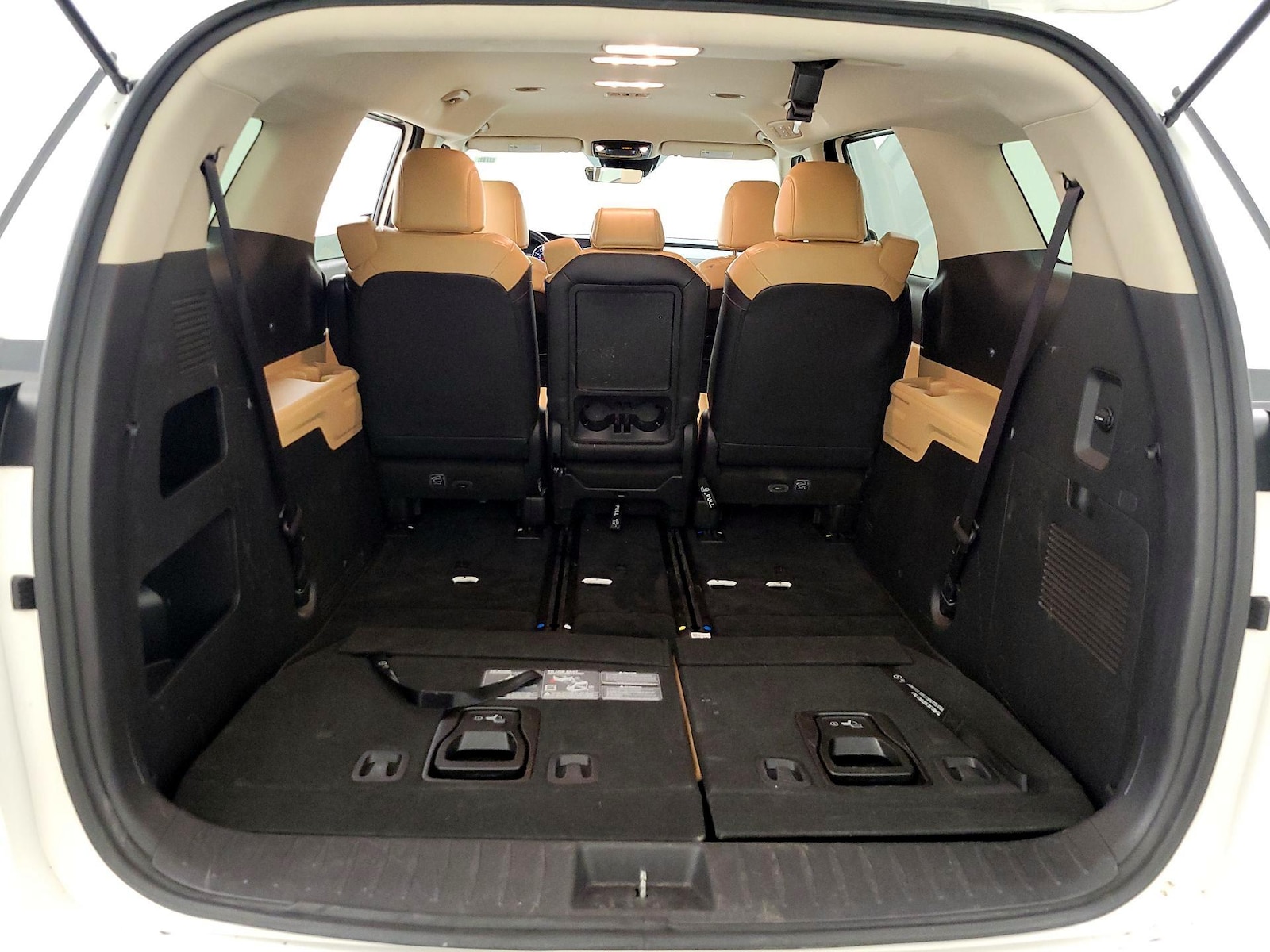 2024 Kia Carnival LX Seat Pkg - Photo 23