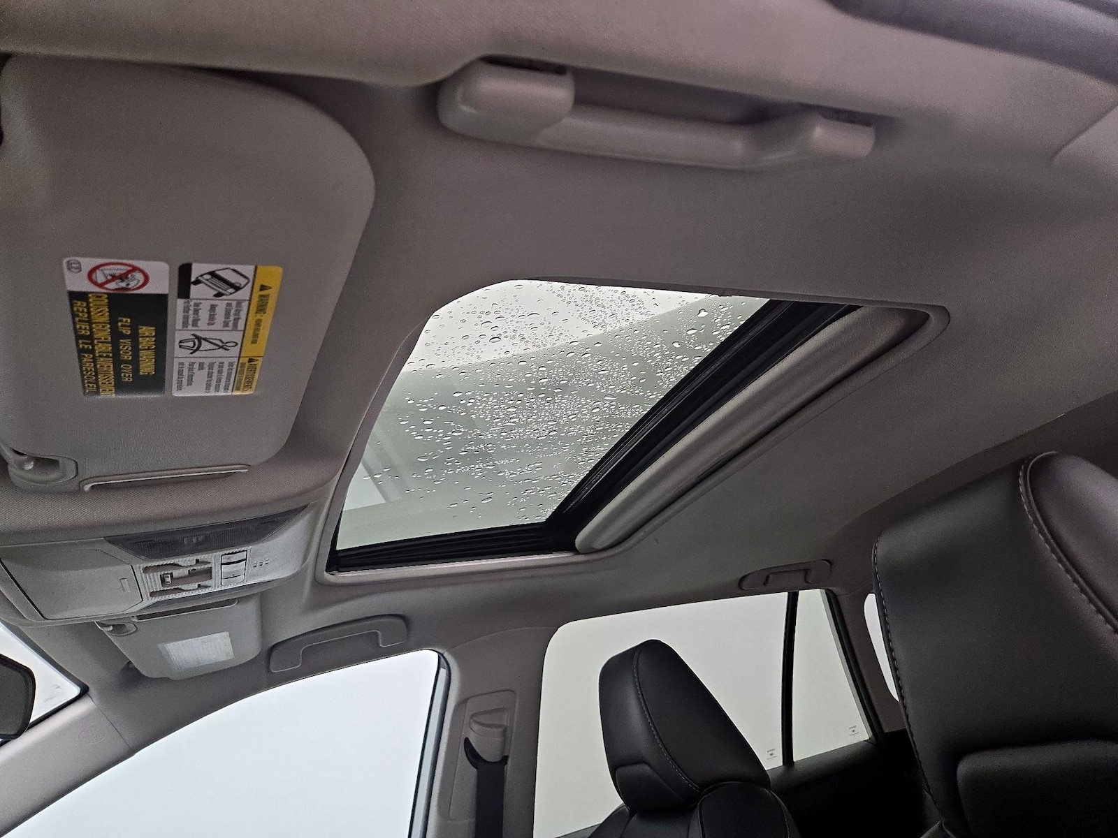2019 Toyota RAV4 XLE Premium - Photo 20