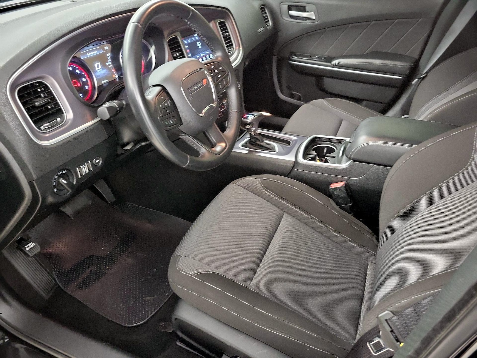 Power Seat(s) & Side Airbags