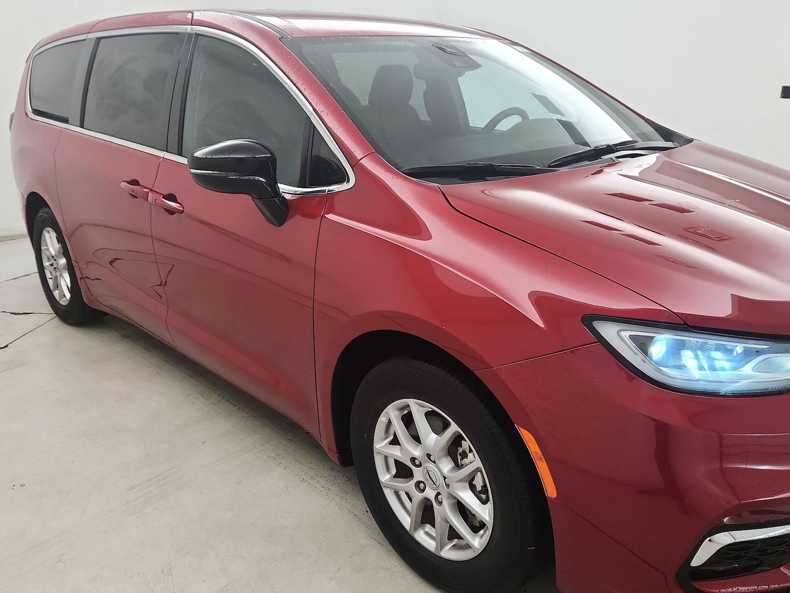 2025 Chrysler Pacifica