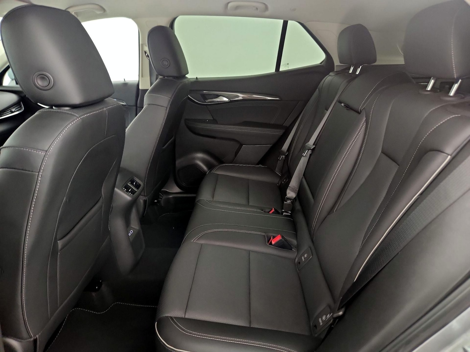 2023 Buick Envision Essence - Photo 20