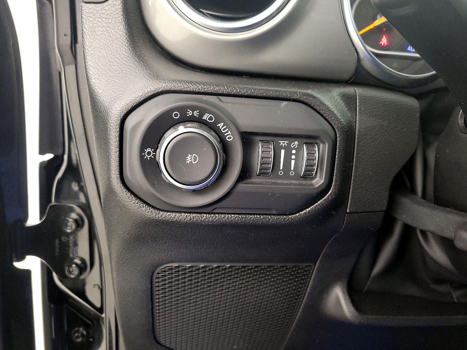 2022 Jeep Wrangler Unlimited Sahara - Photo 14