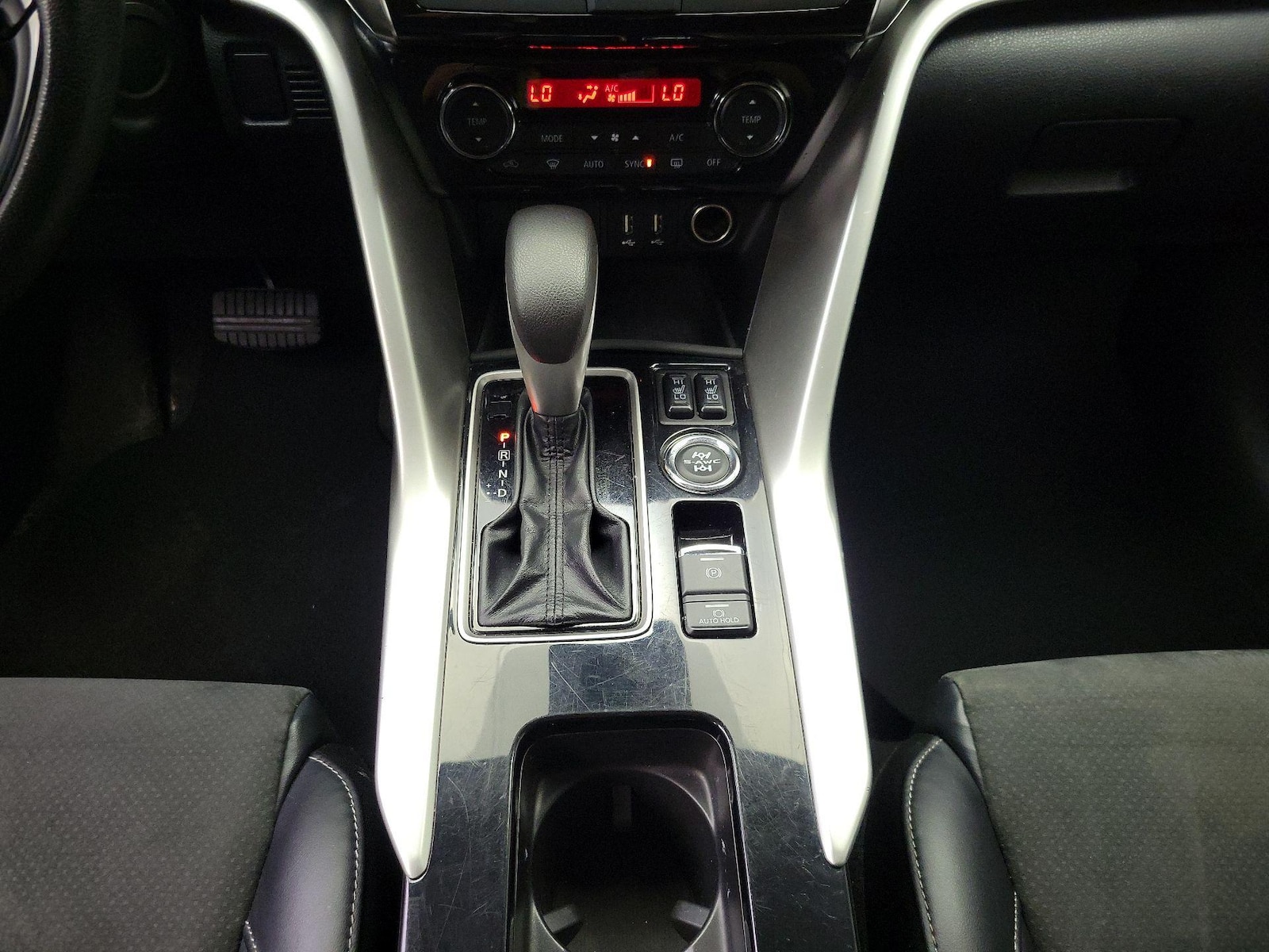2024 Mitsubishi Eclipse Cross SE - Photo 19