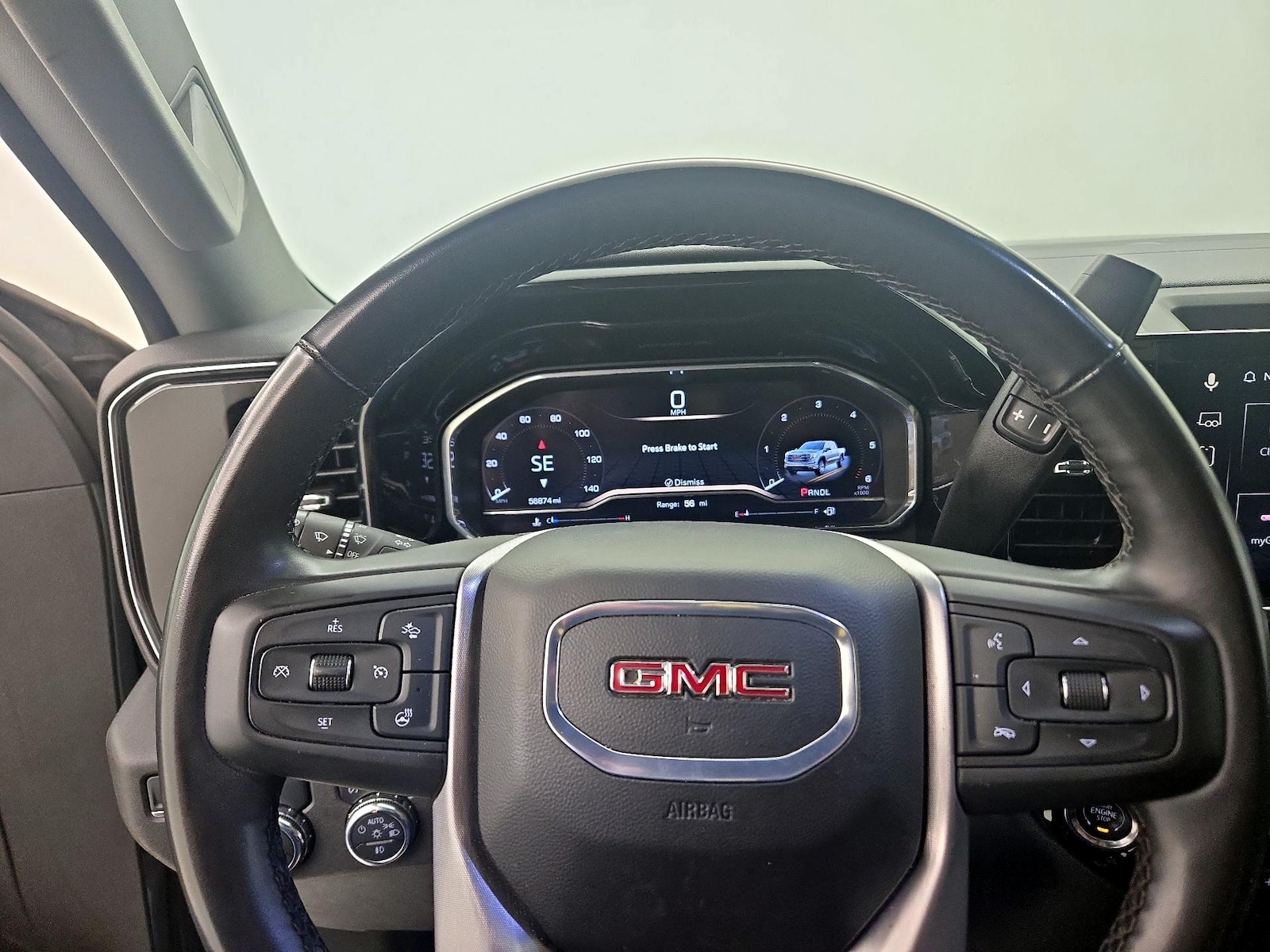 2025 GMC Sierra 1500 SLT - Photo 11