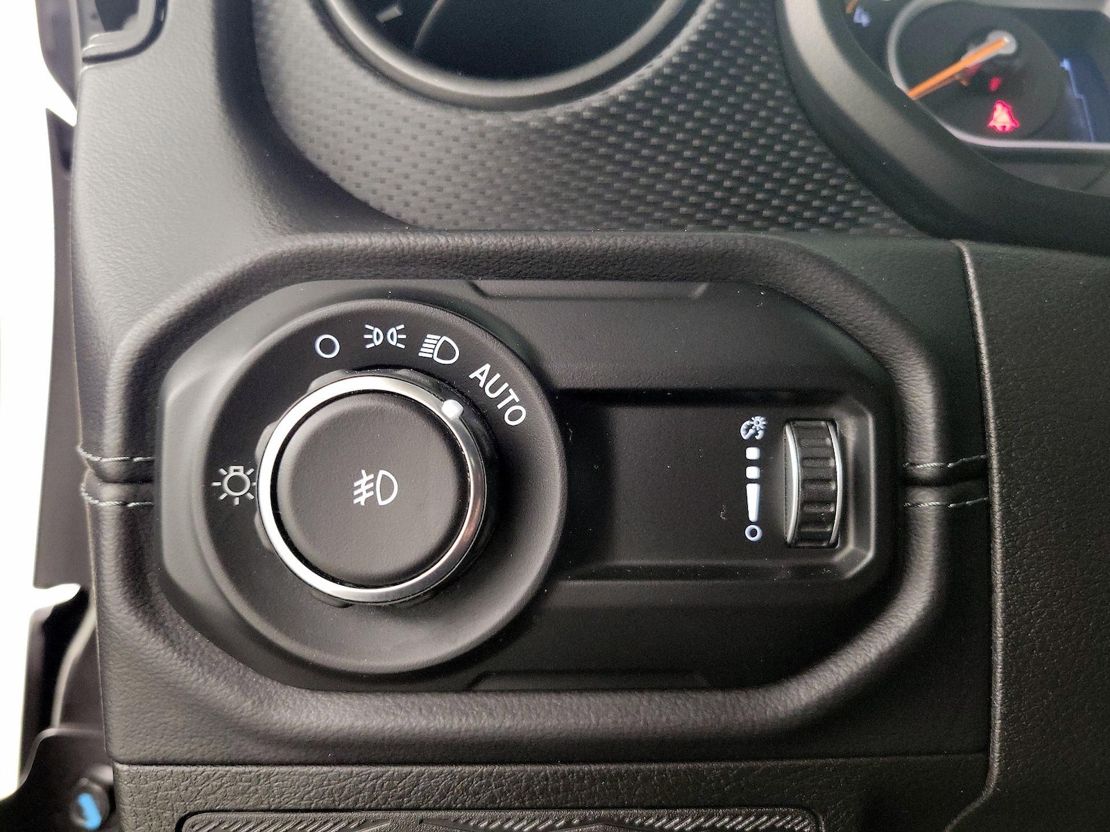 2025 Jeep Wrangler 4-Door Rubicon - Photo 15