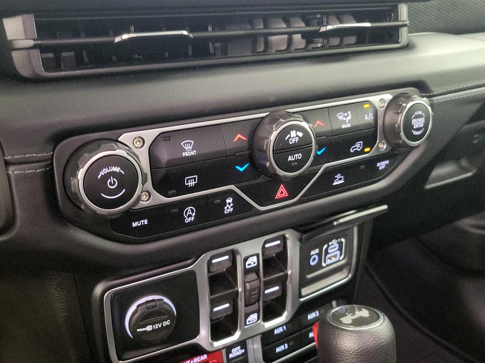 2025 Jeep Wrangler 4-Door Rubicon - Photo 18