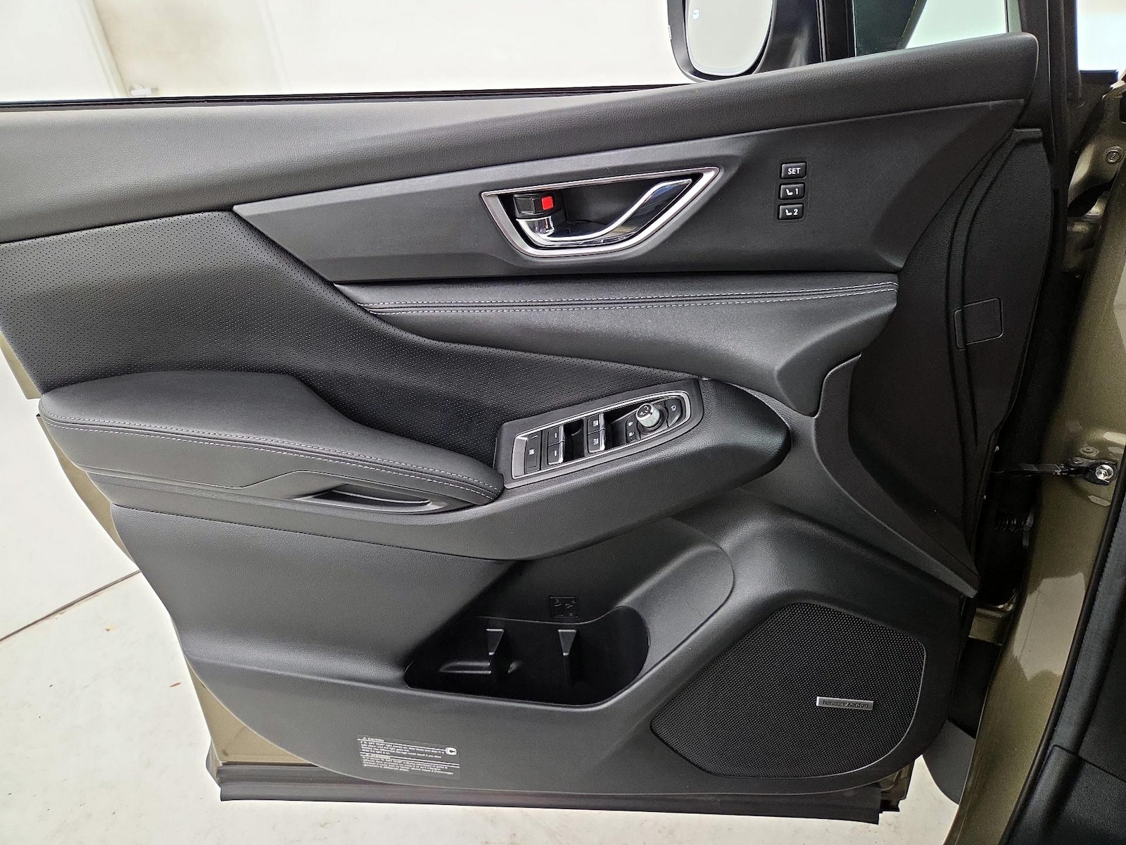 2024 Subaru Ascent Limited - Photo 13