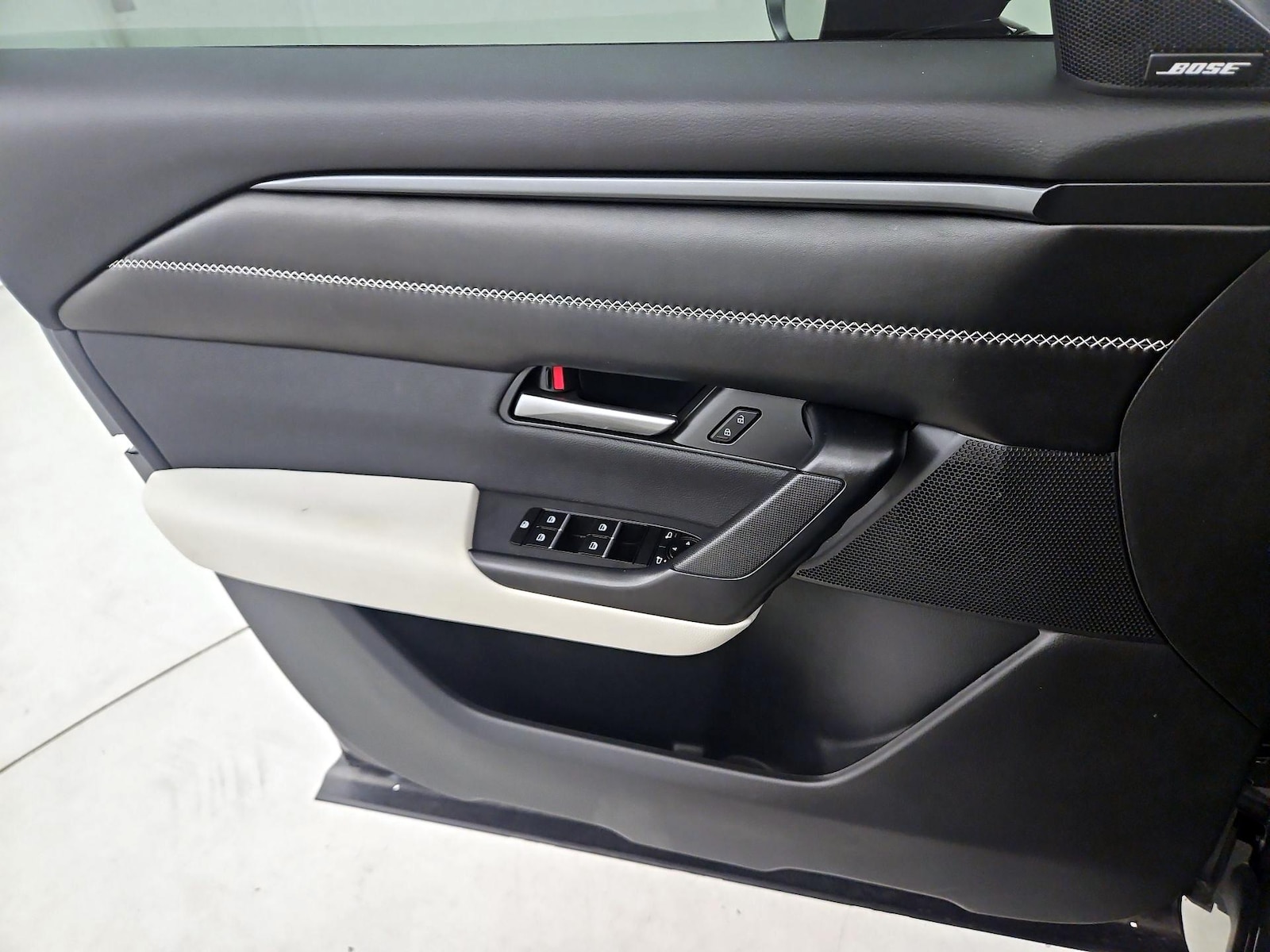 2026 Mazda CX-50 Premium - Photo 13