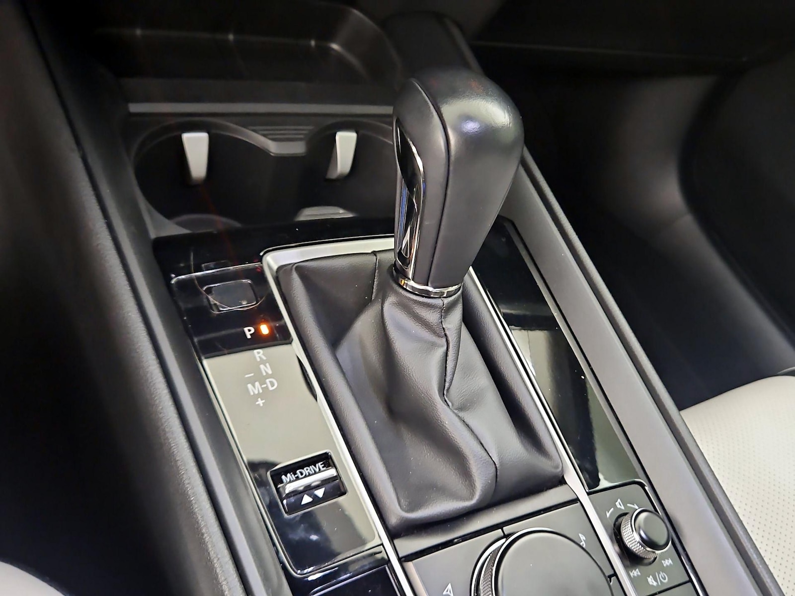 2026 Mazda CX-50 Premium - Photo 18