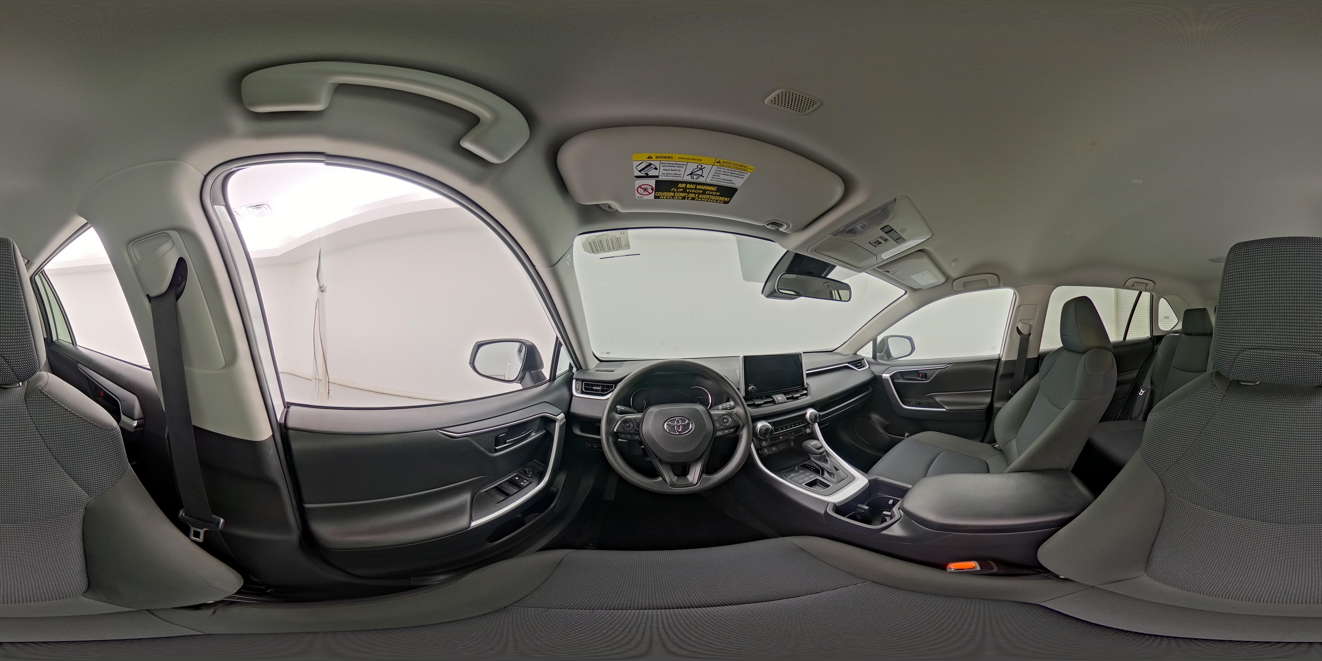 2025 Toyota RAV4 LE - Photo 26